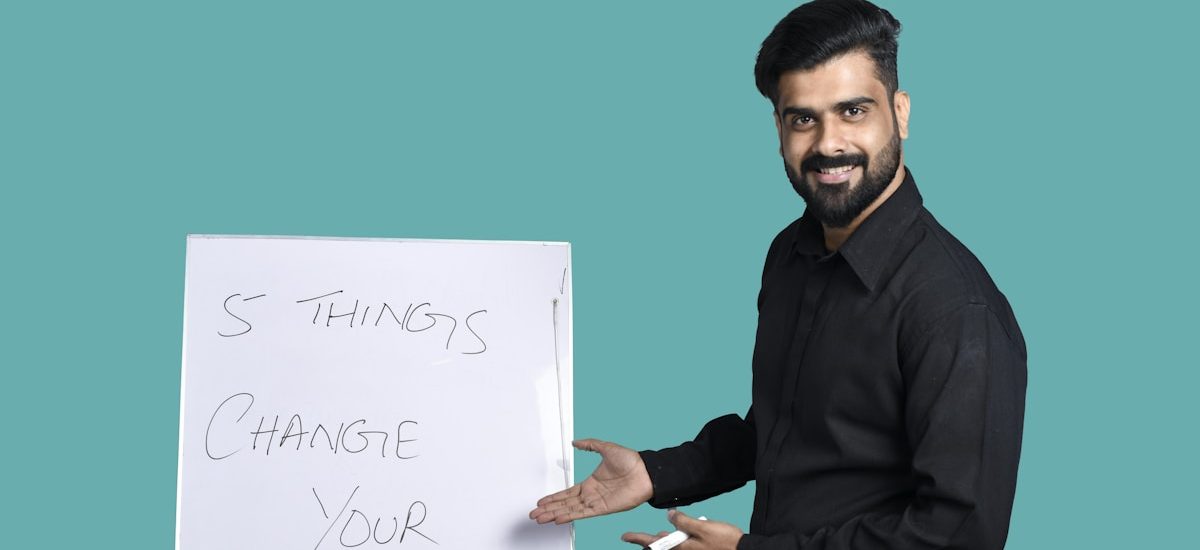 5 B2B SaaS Chief Marketing Officer Responsibilities to Accelerate Revenue Growth