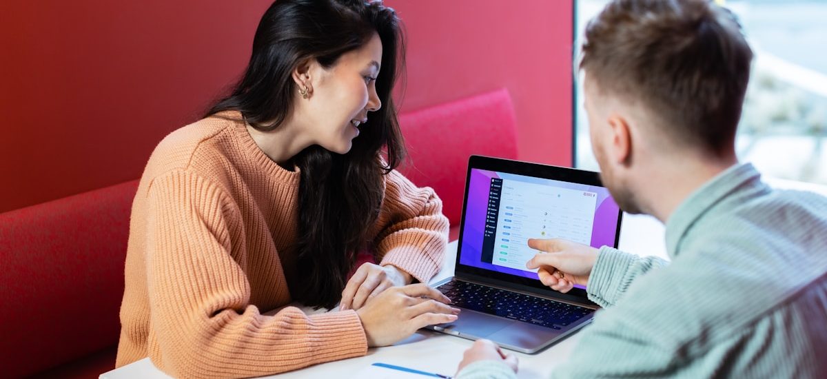 5 Essential SaaS Marketing Jobs to Power Your Growth and Prove ROI Fast