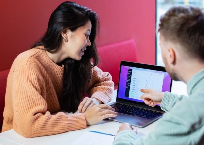 5 Essential SaaS Marketing Jobs to Power Your Growth and Prove ROI Fast