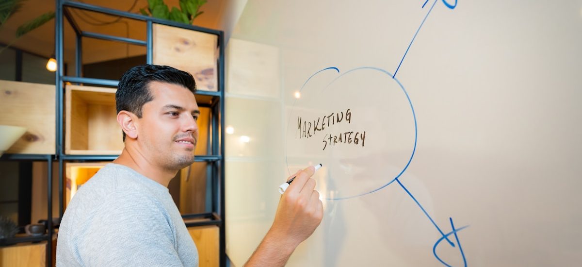 5 Smart Strategies for Marketing Directors to Future-Proof B2B SaaS Marketing