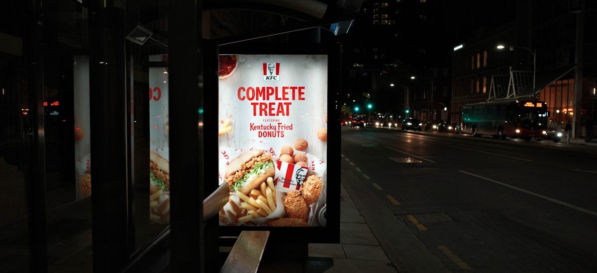 6 Proven SaaS Word of Mouth Marketing Strategies to Build Advocacy and Track ROI