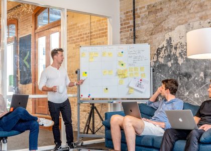 7 Proven SaaS Lead Generation Strategies to Maximize Quality Leads and ROI