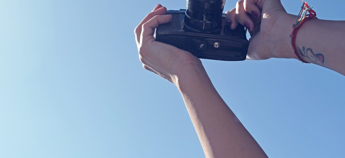 7 Smart B2B SaaS Marketing Blogs to Align Your Content with Buyer Journeys