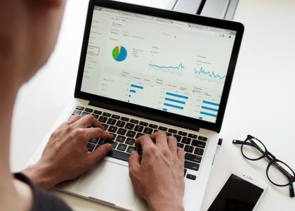 7 Steps to Master Data-Driven Performance Marketing for SaaS Growth in 2025